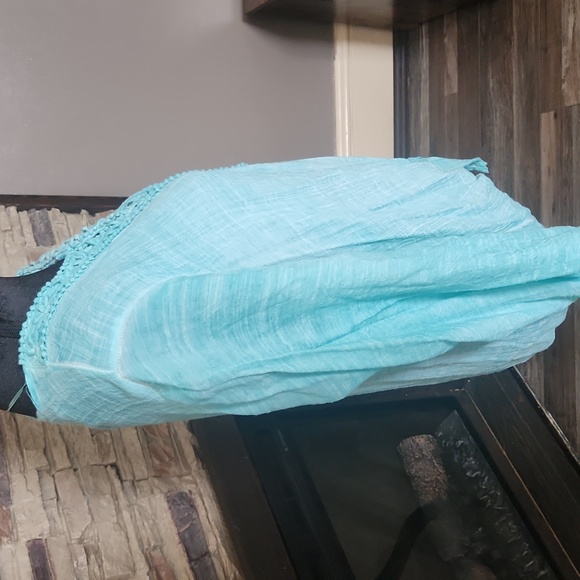 Top/blouse - Picture 3 of 4